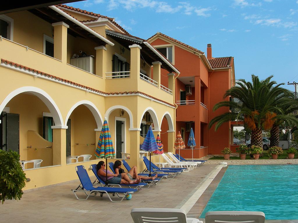Katerina Pool Apartments Ахарави Экстерьер фото