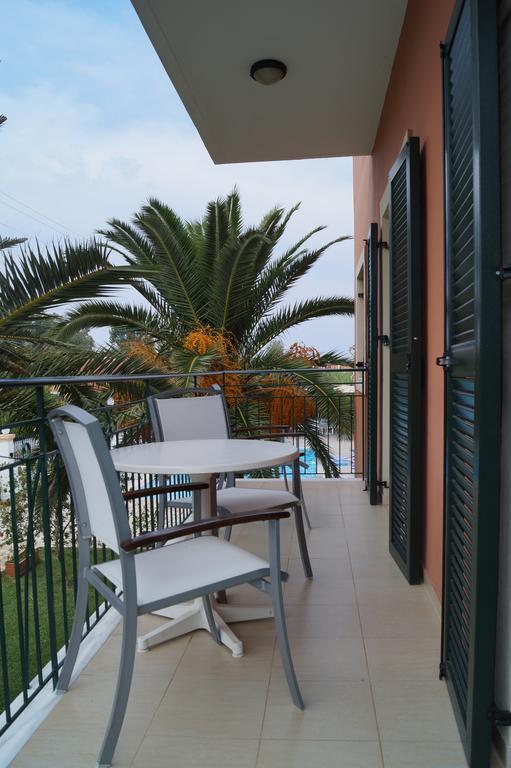 Katerina Pool Apartments Ахарави Экстерьер фото